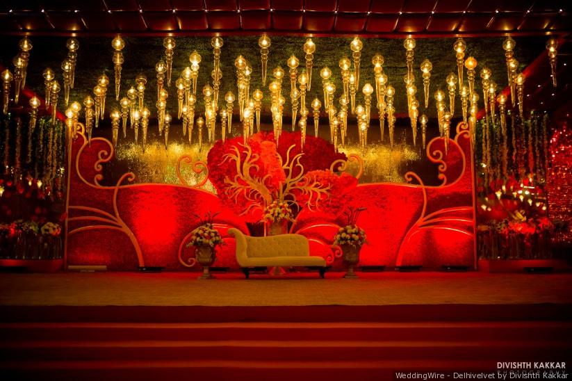 Check These Wedding Stage Decoration Tips for a Stunning Backdrop