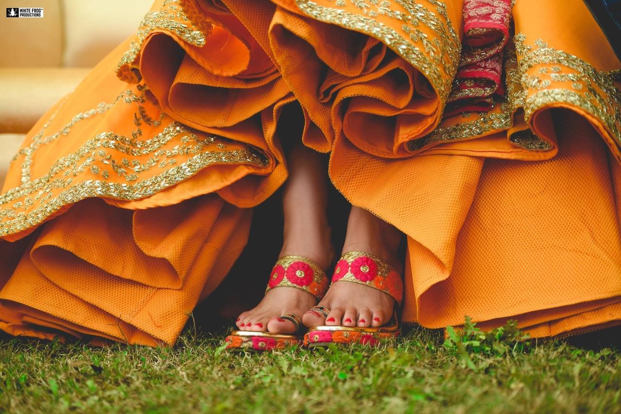 Maroon Bead Embroidered Wedges Design by Rajasthani Stuff at Pernia's Pop  Up Shop 2024