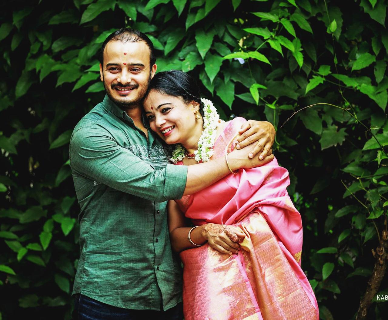 Romantic Pre-Wedding Shoot in Red Saree