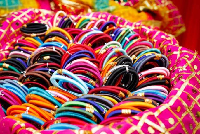 Why Thread Work Bangles Make For The Best Wedding Favours