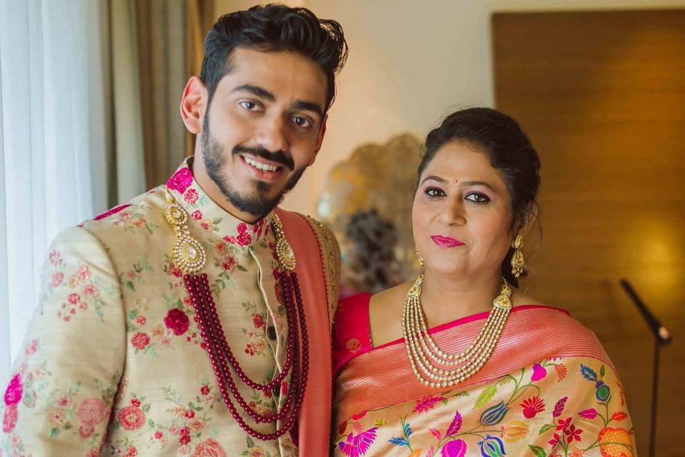 Mother of the Groom Makeup Tips For A Radiant, Fresher You