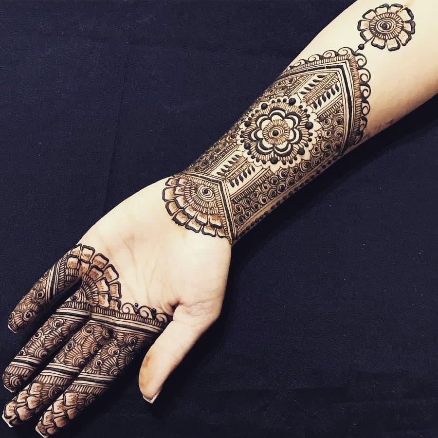 Half Palm Style Mehndi Design For Back Hand - CareerGuide