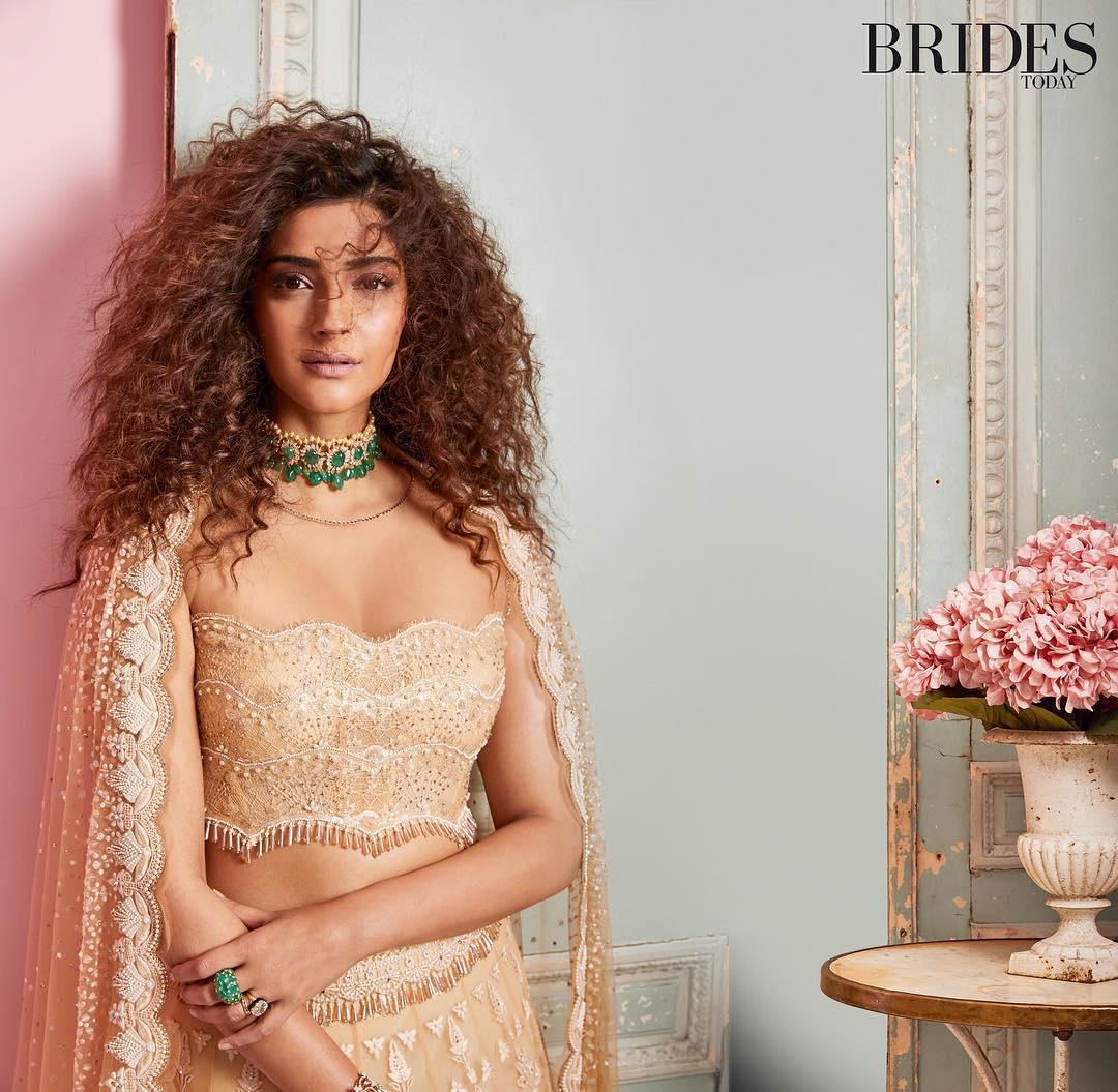 6375 off shoulder lehenga taruntahilliani neutral