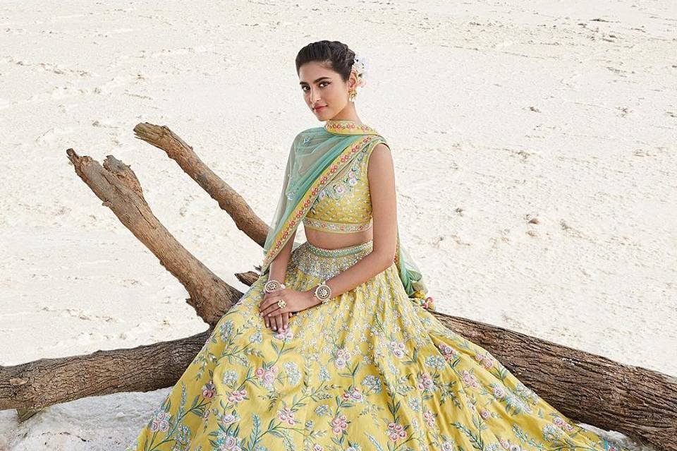 Buy Trendy Designer Lehenga Choli For Bridal Online