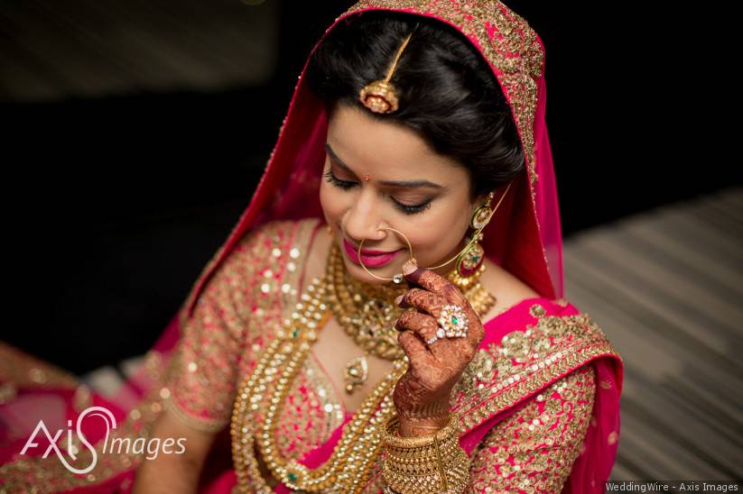 Garhwali Nath / Uttarakhand Tradition | Nose jewelry, Bridal nose ring, Nose  ring designs