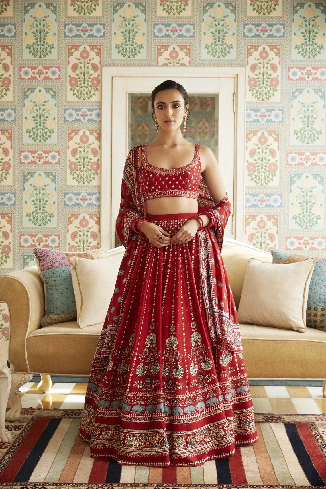 Red Silk Hand Embroidered Lehenga Set | Shop FALAK Online – Tamaraa By  Tahani