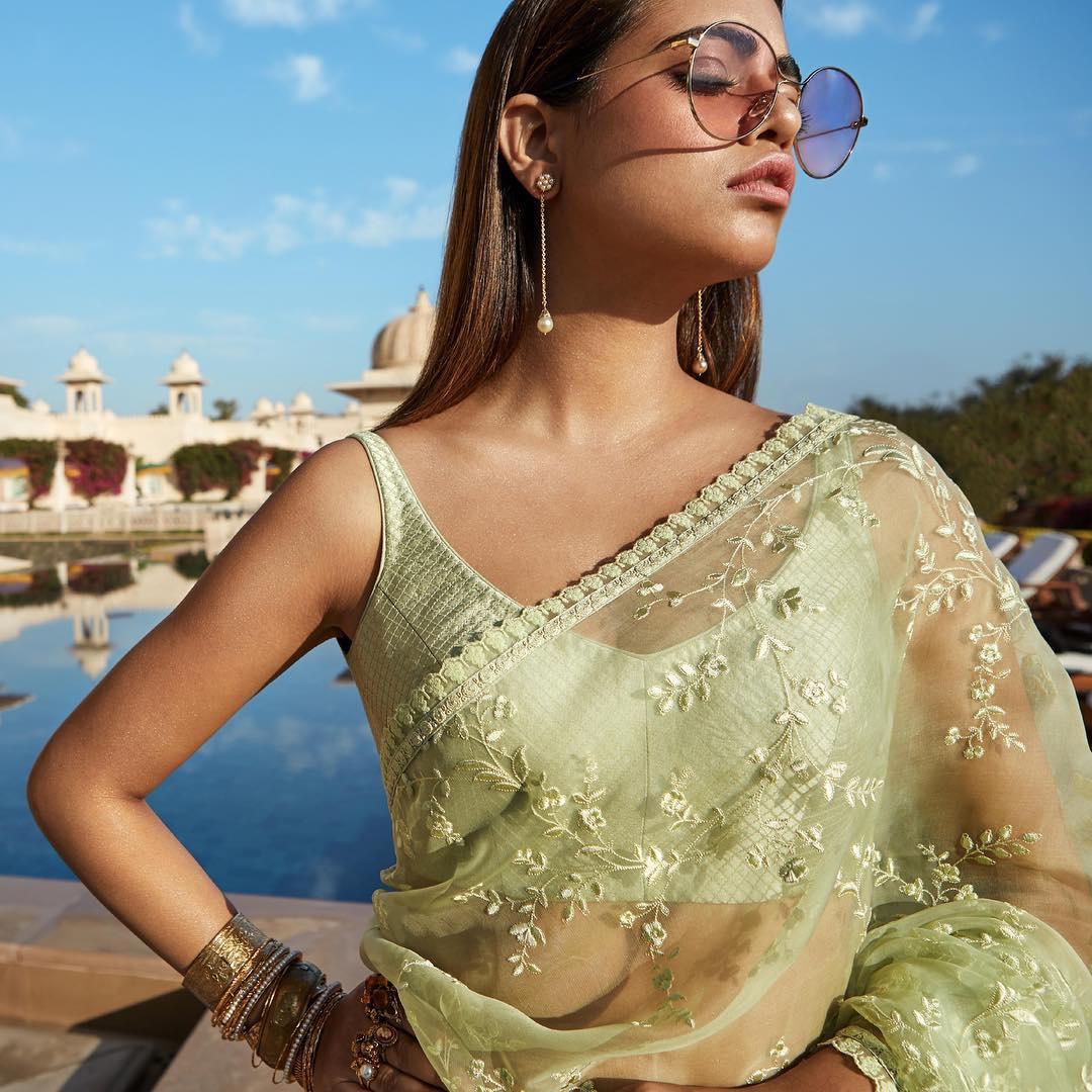 15 Deep Neck Blouse Designs from Sabyasachi That You've Got to Get