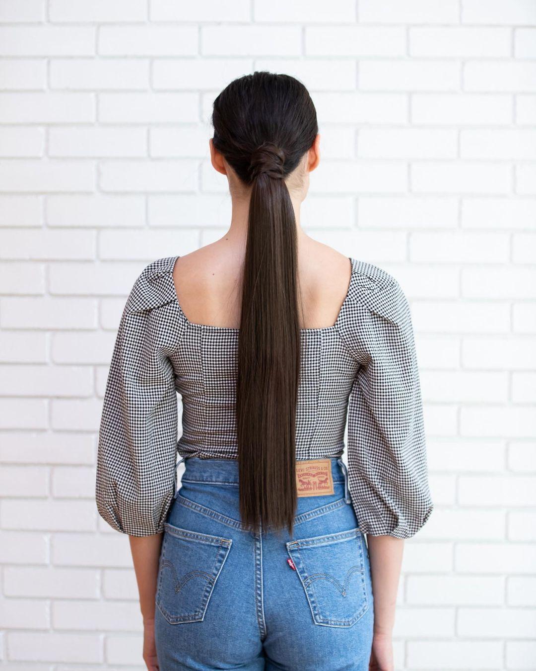 Stunning Jeans With Floral Crop Top And Braided Hairstyle - Blurmark