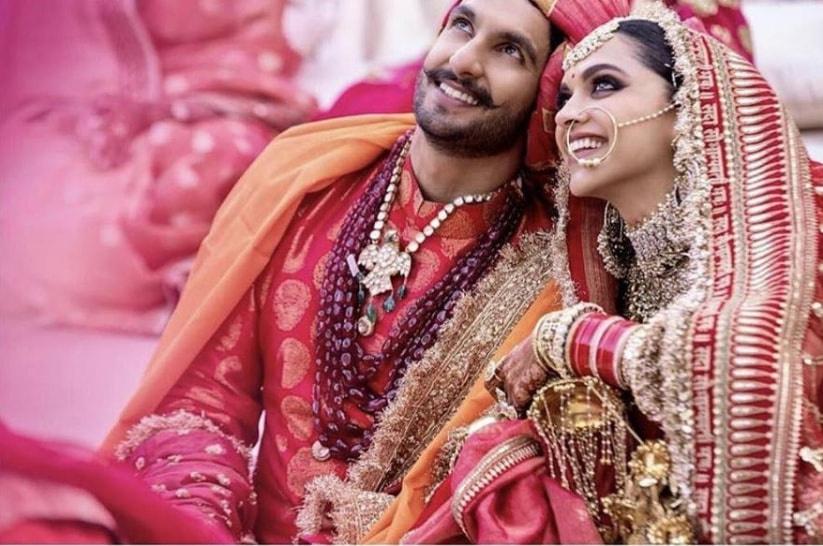 Sabyasachi bridal lehenga,इन लड़कियों ने राजस्थान में की एकदम शाही शादी,  सब्यसाची का सुर्ख लाल लहंगा पहन बनीं बेहद खूबसूरत दुल्हन - sabyasachi  brides married in ...