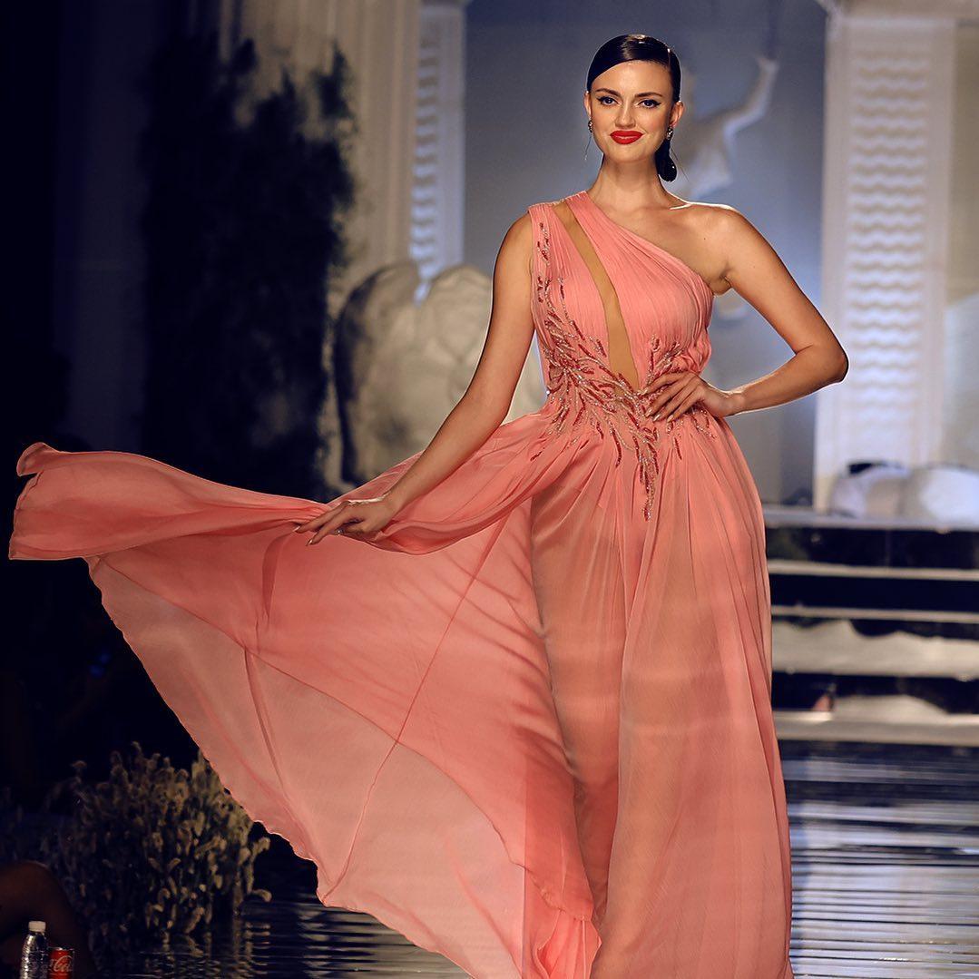 Bollywood Designer Gown Sr-1251 Colors