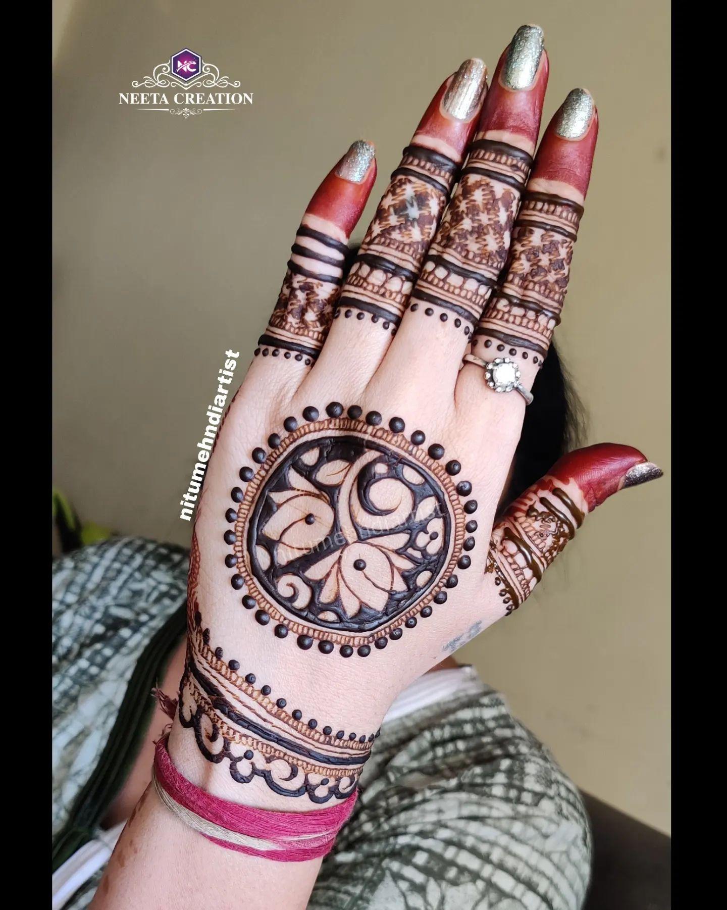 Round Mehndi Designs: 55+ Easy Circle Shape Mehandi Design for Brides ...