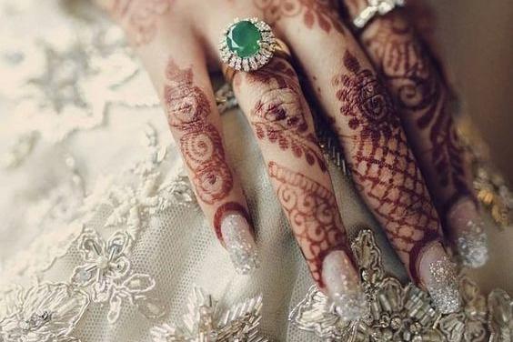 Bridal manicures