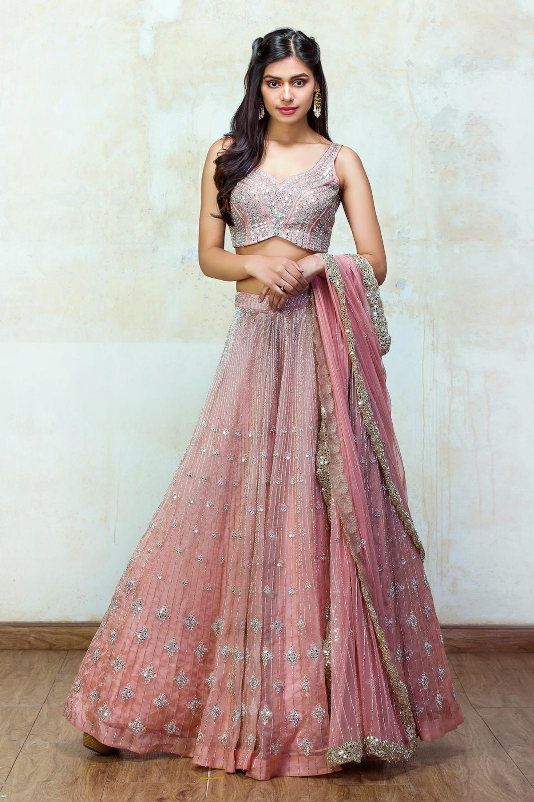 Alia Bhatt is as royal as 'Rani' in Manish Malhotra bridal lehenga in  Kudmayi song - India Today