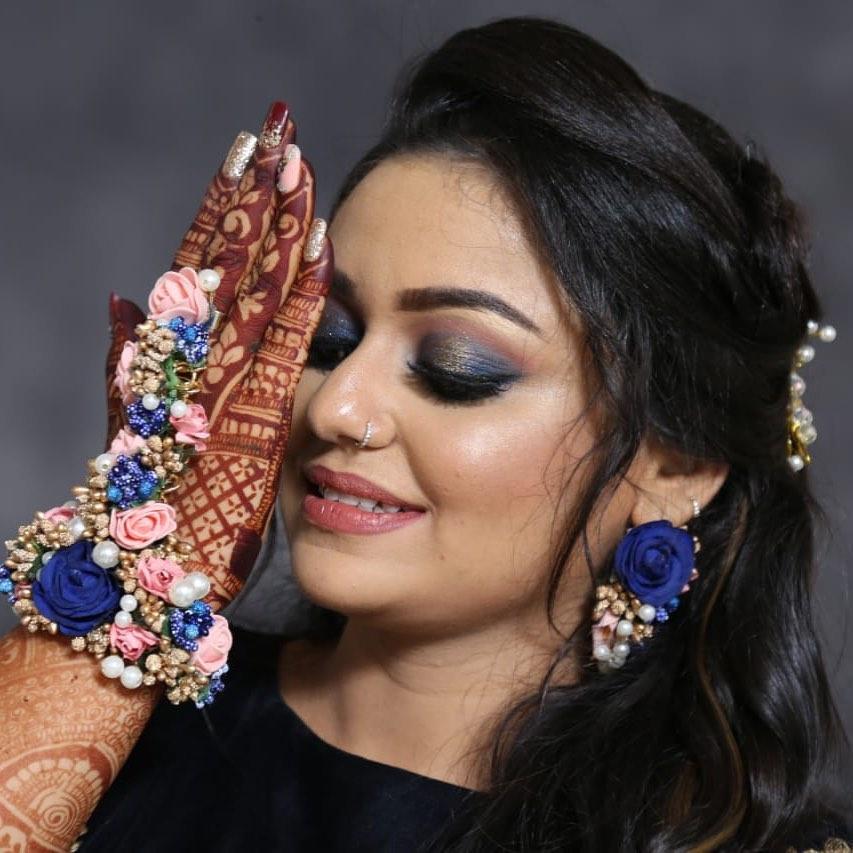 flower jewellery