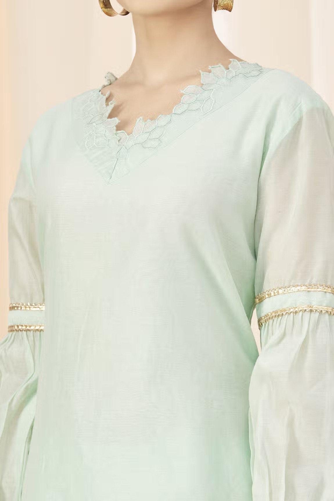 Suit Neck Design