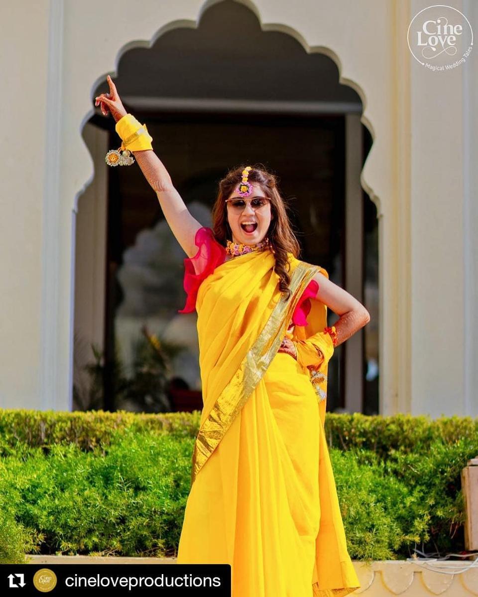 100+ Saree Poses You Should Try for the Perfect Instagrammable Click