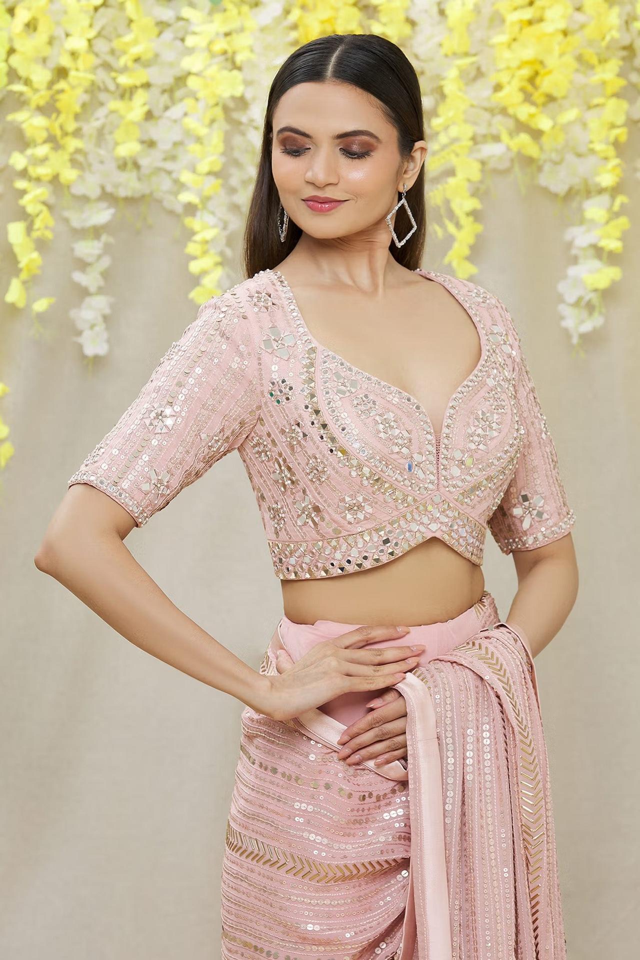 Saree blouse double sleeve.  Lace blouse design, Sari blouse