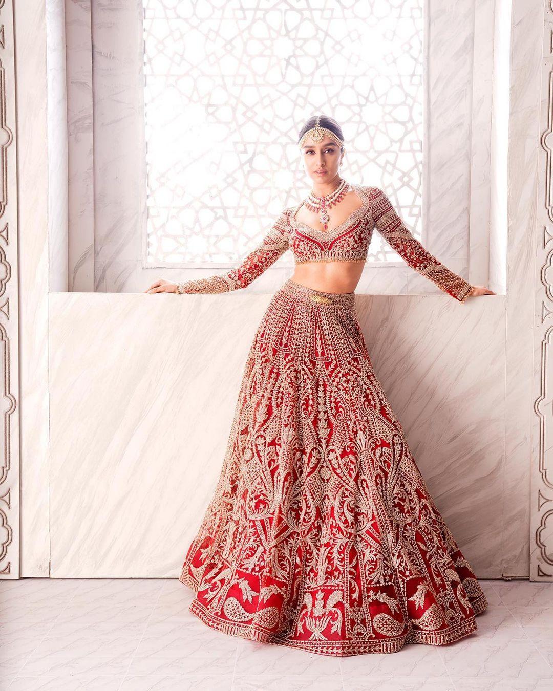 Buy BIBA Girls Grey & Red Floral Blouse, Lehenga with Dupatta for Girls  Clothing Online @ Tata CLiQ