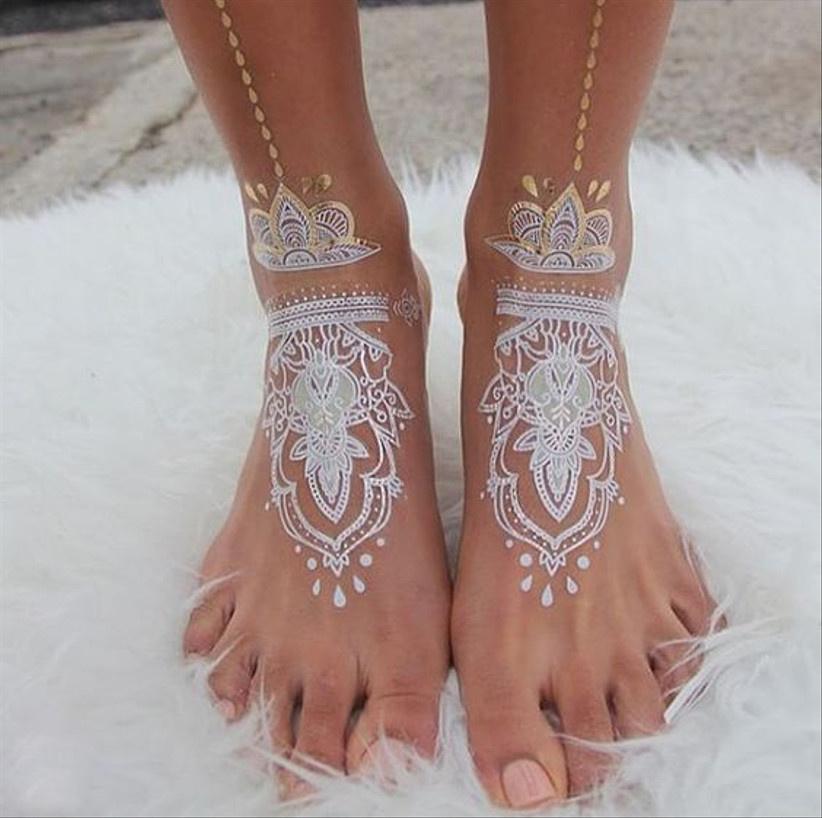 simple-mehndi-designs-for-feet