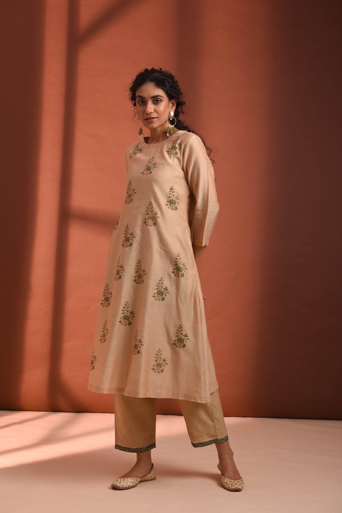 latest-salwar-suit-design-photos