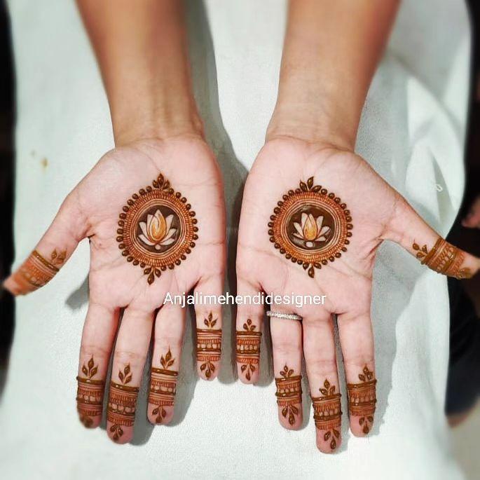 Premium Vector | Henna mehndi hands vector illustration, hand drawn henna  vector design, mandala henna round mehndi