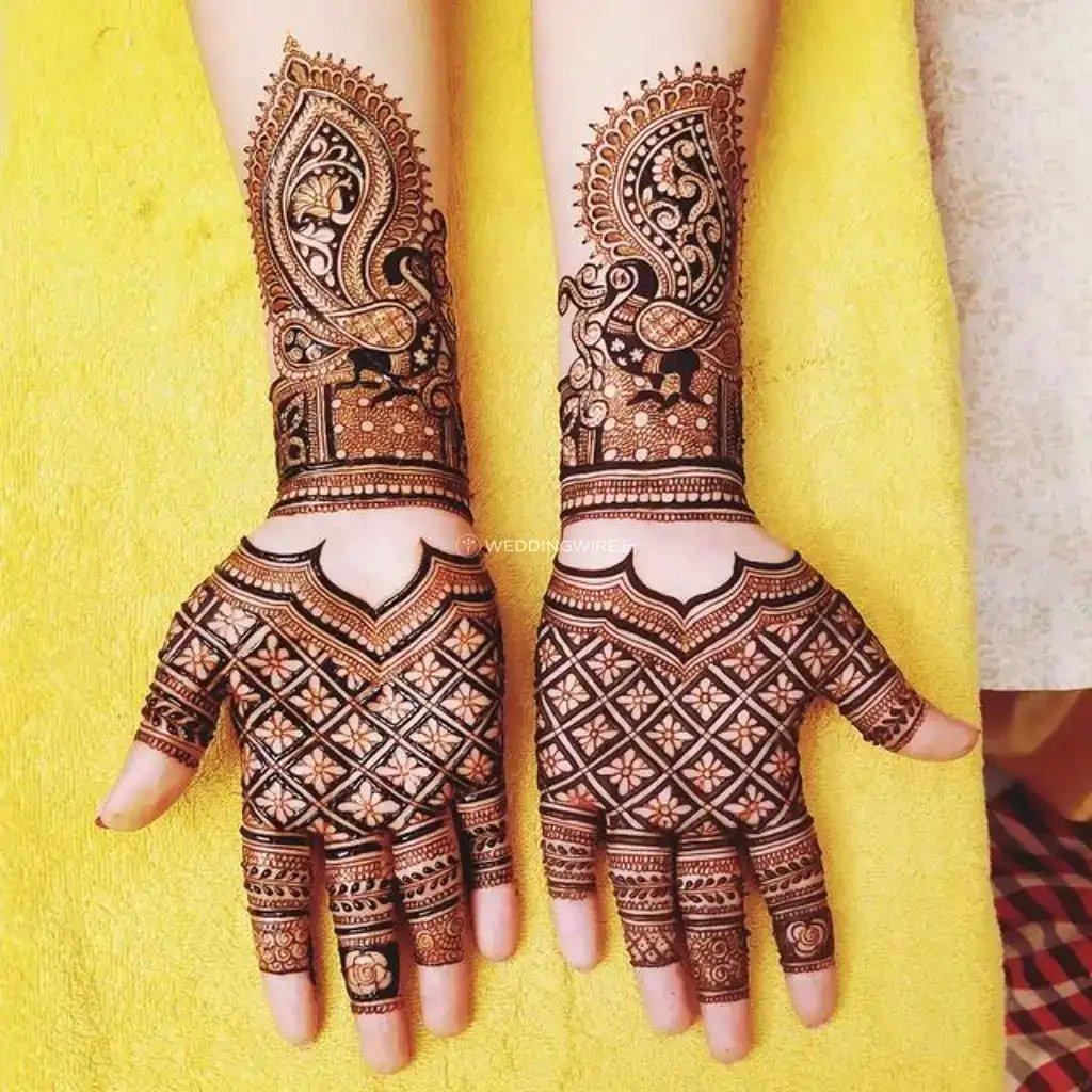 Apcute Mehendi डिज़ाइन स्टिकर का सेट - 2 पीस | मेंहदी टैटू स्टैंसिल  महिलाओं, लड़कियों और बच्चों के लिए सिर्फ 4 चरणों में उपयोग करने में आसान ...