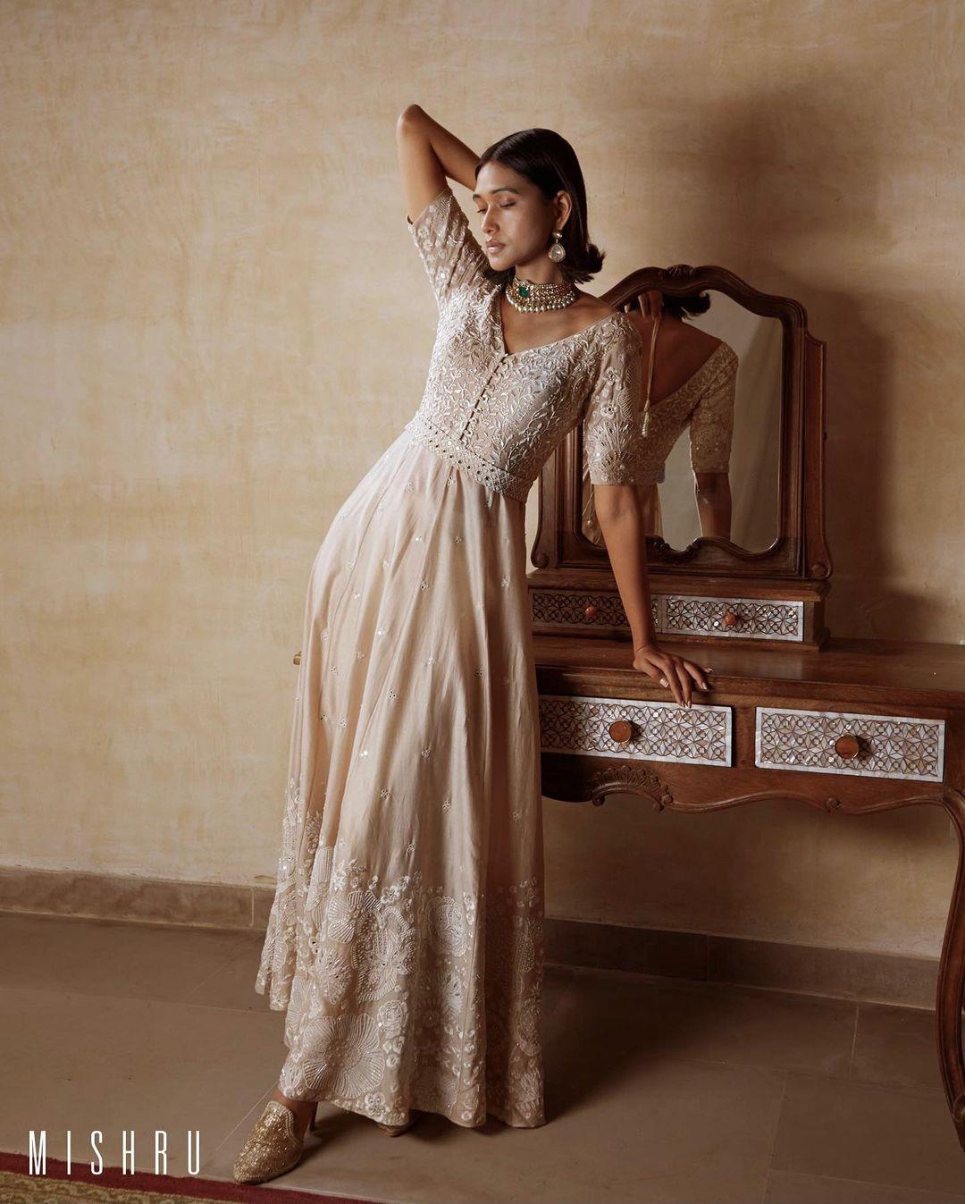 97486 anarkali in white