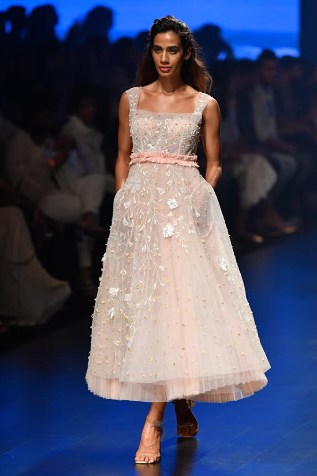 Latest Kids Fashion Show Dress Ideas 2020 - Girls Dresses India