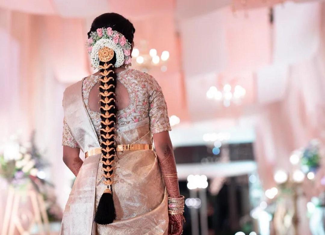 Open Bridal Hairstyle Ideas For Indian Wedding - K4 Fashion-sieuthinhanong.vn