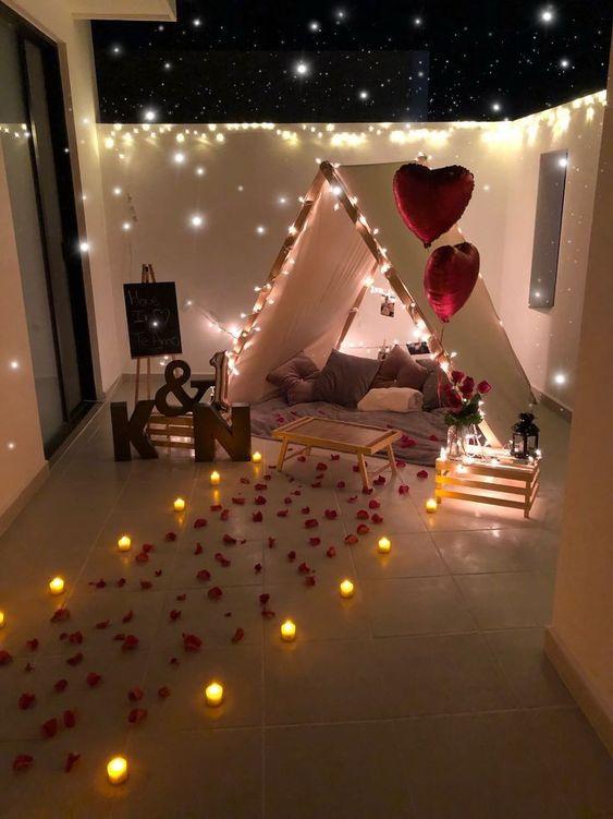 romantic date setup