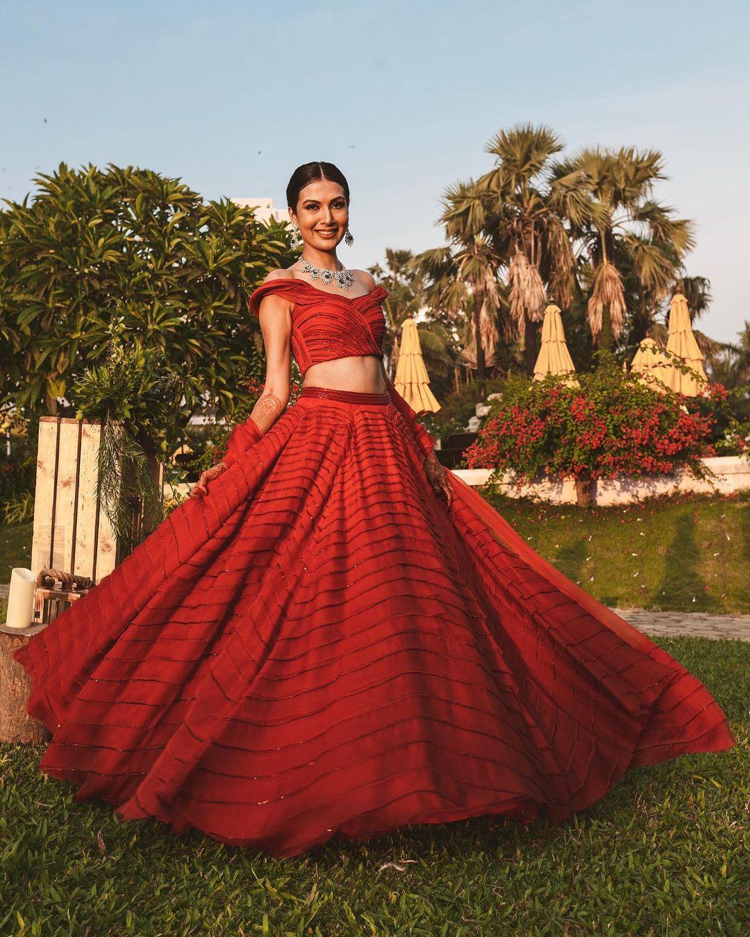 Indian bride posing on her White christian Indian wedding dress. | Photo  270896