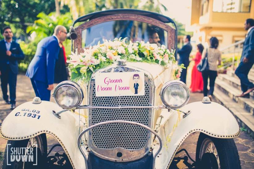 7 Ideas for Your Wedding Car Decorations - My Hotel Wedding