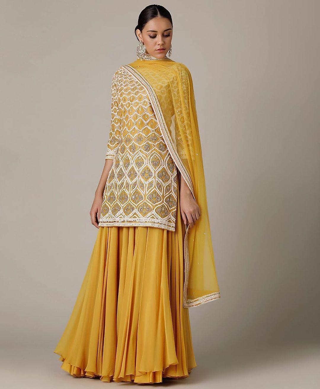 Haldi Dresses- 7+ Haldi Dress for ...