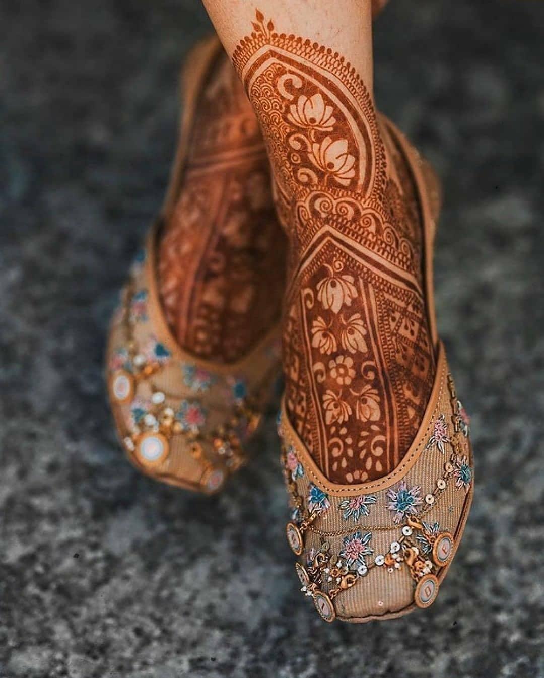 Arabic Mehndi Designs For Legs | HerZindagi