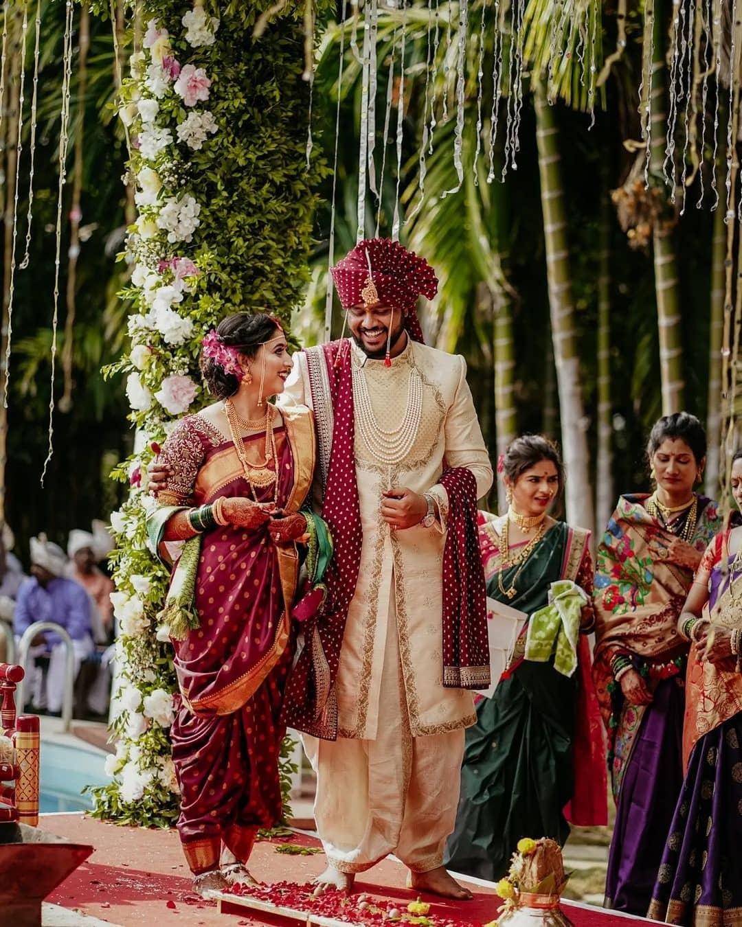 Premium Vector | Indian wedding marathi couple standing with traditional  wear