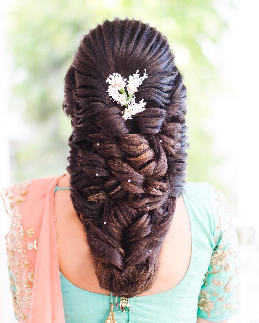48 Mother Of The Bride Hairstyles | Wedding Forward | Prom hairstyles for  long hair, Mother of the bride hair, Mother of the groom hairstyles