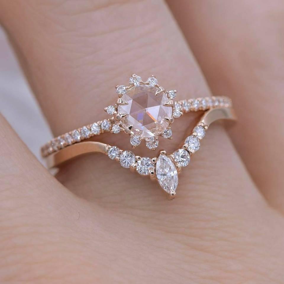 Your Artificial Heavy Bridal Set Should Have These 10 Pieces Of ...