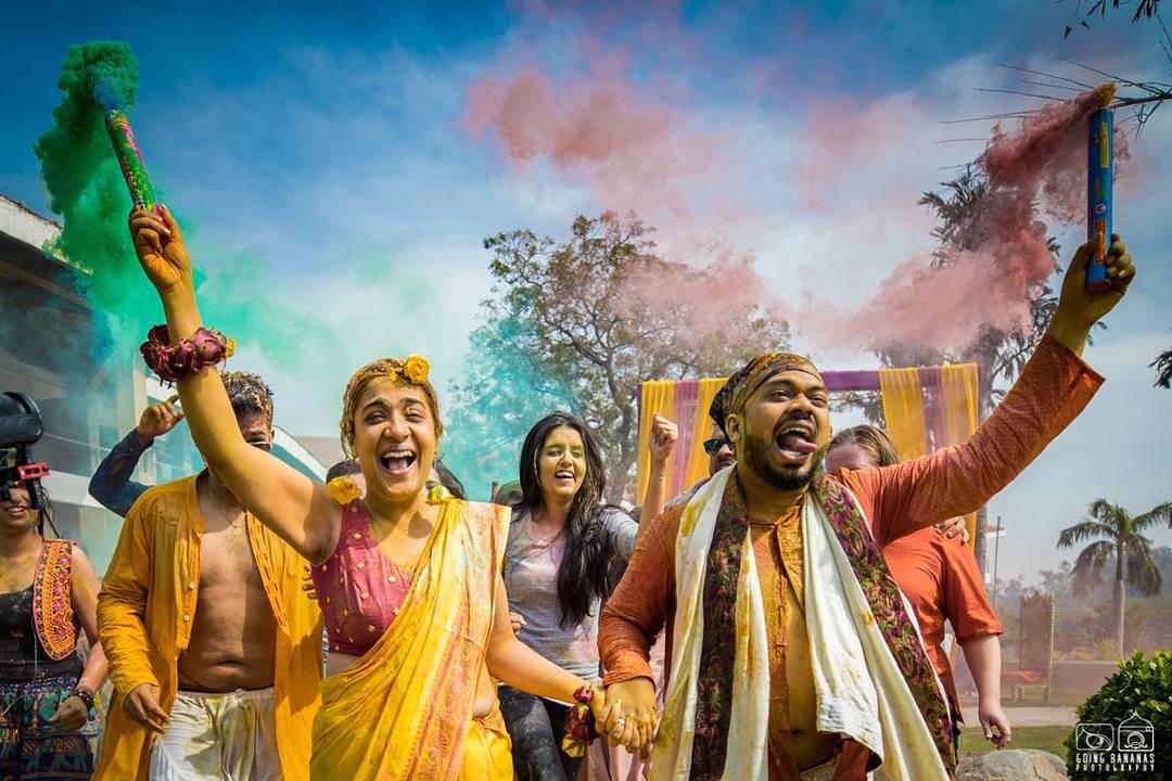 Portrait indian woman celebrating holi hi-res stock photography and images  - Page 8 - Alamy