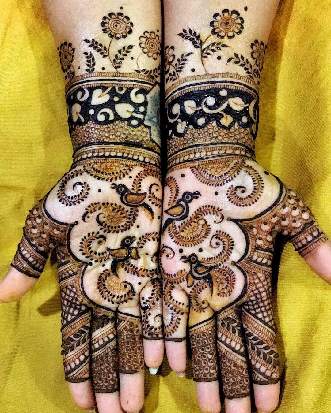 55+ Unique Peacock Mehndi Design Ideas For Brides