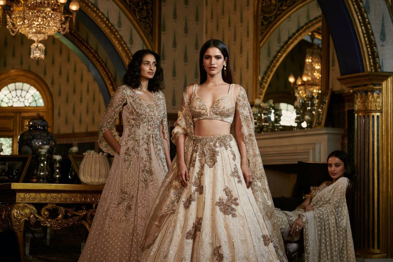 FDCI India Couture Week 2022: JJ Valaya Celebrates 30 Years in Fashion with  a Grand, Opulent Show - News18