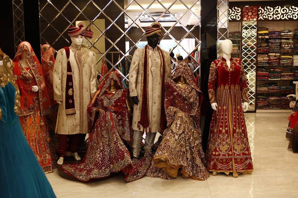20 Best Bridal Wear Stores in Delhi-ncr | Lehenga & Saree Shops