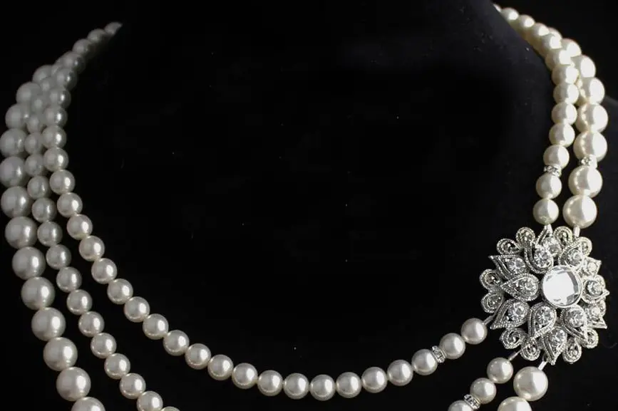 Pearl Necklace with Cross