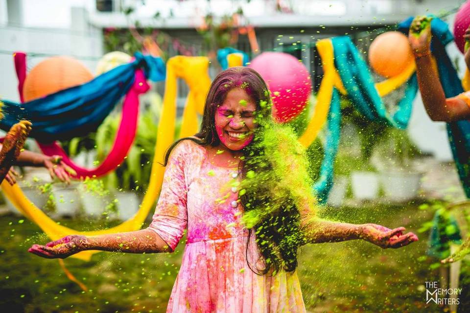 10 Pre & Post Holi Hair Care Tips for Damage Control 2021