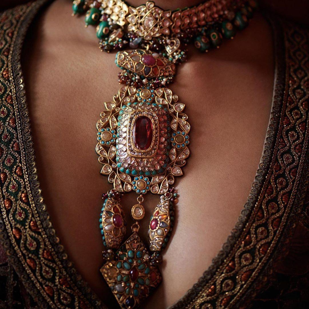 Sabyasachi hot sale heritage jewellery