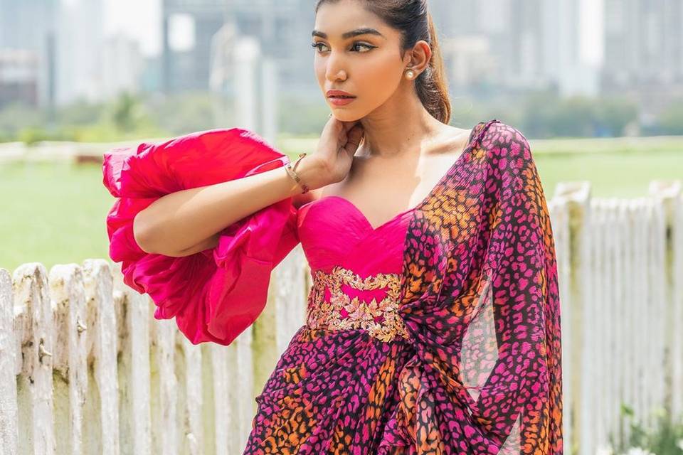 15 Best Ruffle Sleeves and Bell Sleeves Saree Blouse Designs  Ruffle  blouse designs, Bridal blouse designs, Designer saree blouse patterns