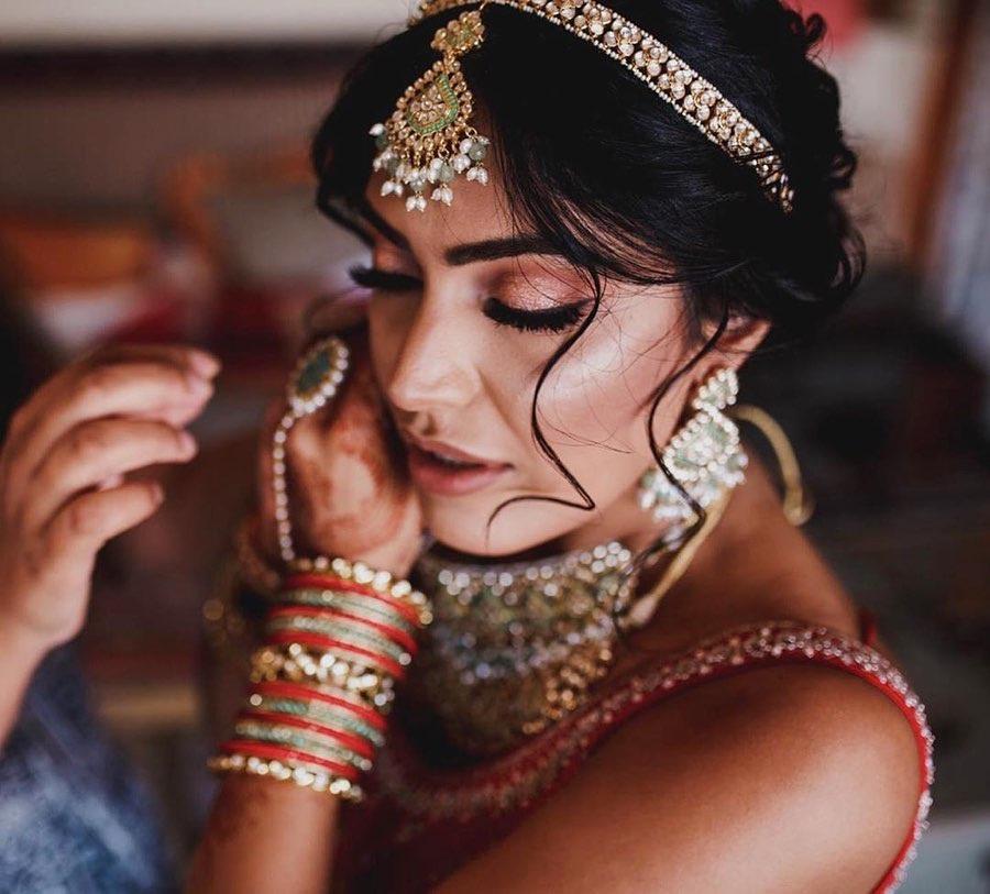 Best Bridal Hairstyles To Compliment Your Maang Tikka Or Matha Patti