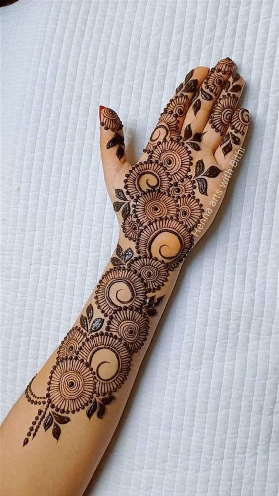 50 Easy And Simple Mehndi Designs For Beginners Step By Step!