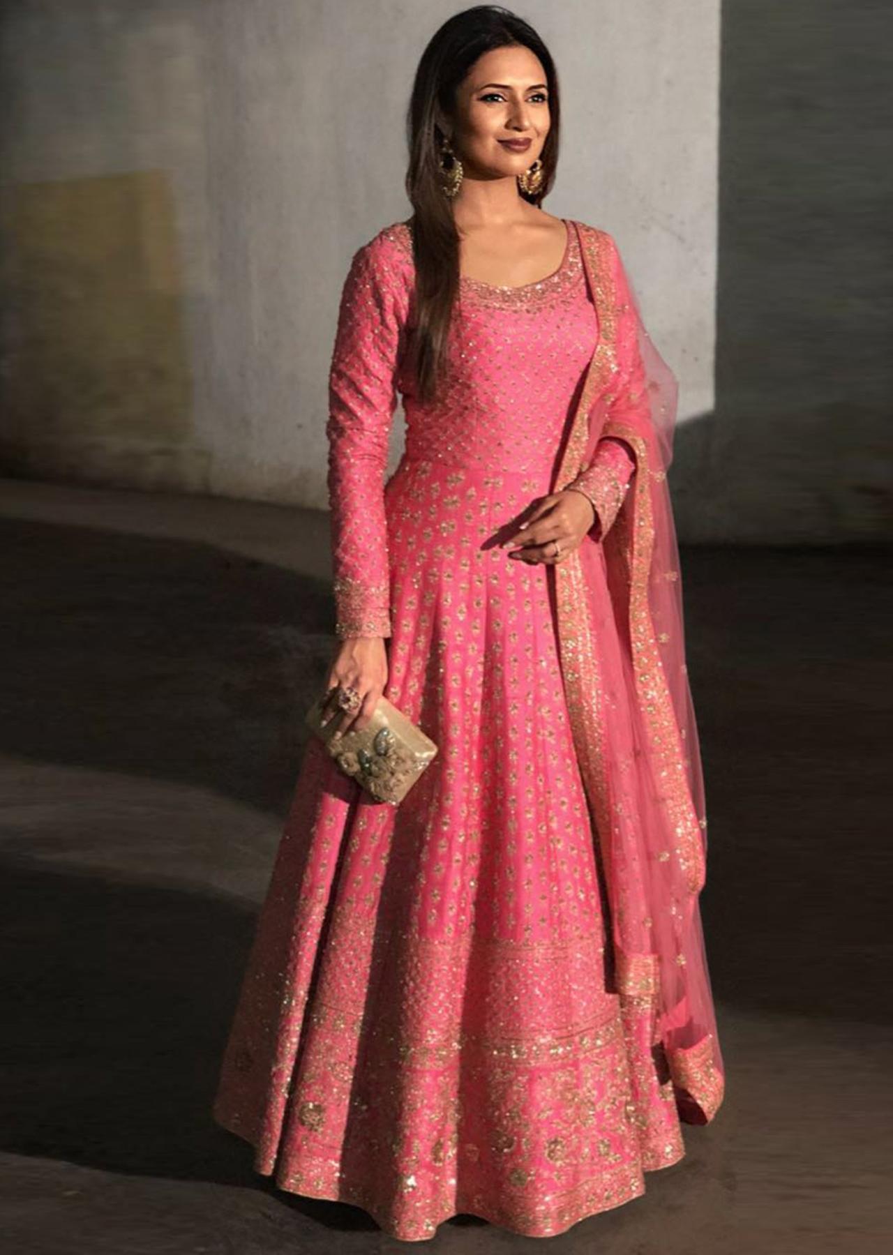 Old saree hot sale to anarkali