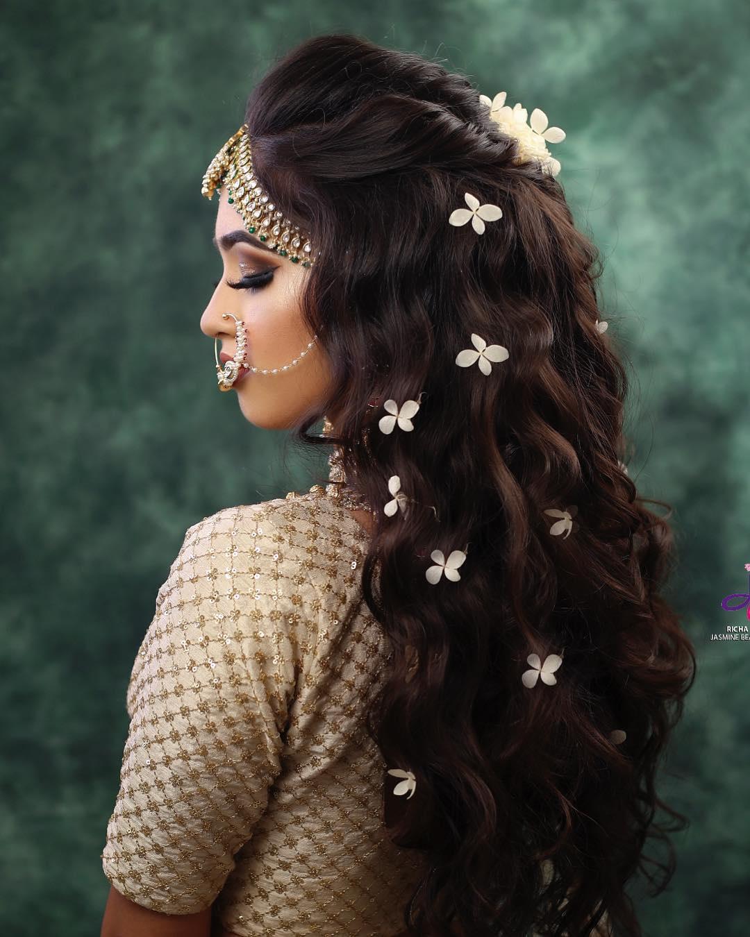 Pin by namita gupta on Engagement hairstyles | Indian bridal hairstyles, Bride  hairstyles, Hair styles