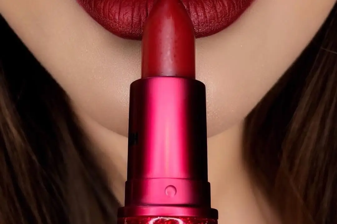 mac lipstick shades red